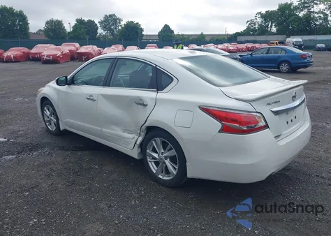 2015 Nissan Altima 2.5/S/Sv/Sl from USA, damaged, VIN 1N4AL3AP8FN400804